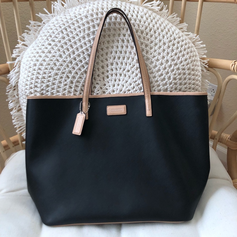 Coach black tote